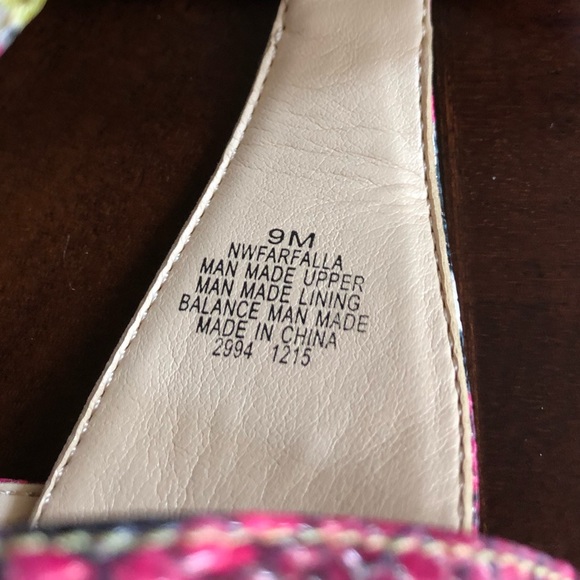 💕Host Pick - Nine West Multi-Color Reptile Wedge Sandals - Picture 8 of 9